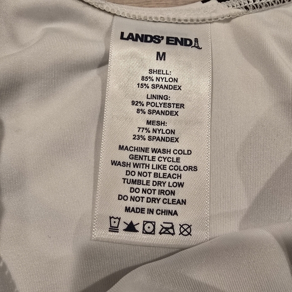 Lands' End Women's One-piece Swimsuit Size Medium Hawaiian Black White. - Picture 9 of 14